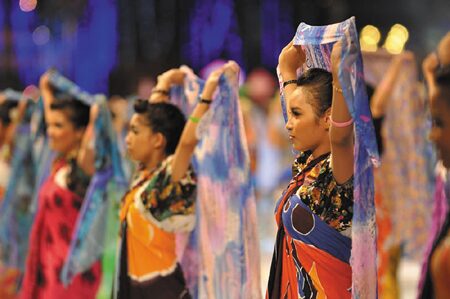 Sample St. Paul Events & Entertainment Guide: April 2026